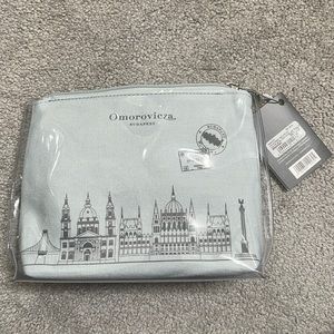 NWT Omorovicza Toiletry Cosmetic Makeup Dopp Kit Bag in Robin’s Egg Blue Color